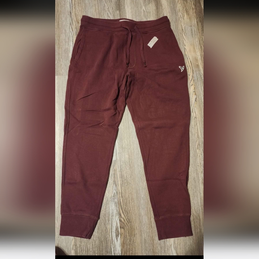 Mens medium American eagle joggers sweatpants